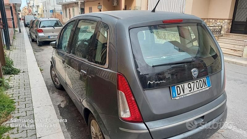 Usata Lancia Musa 75 CV (55 kW) 2009 Monovolume