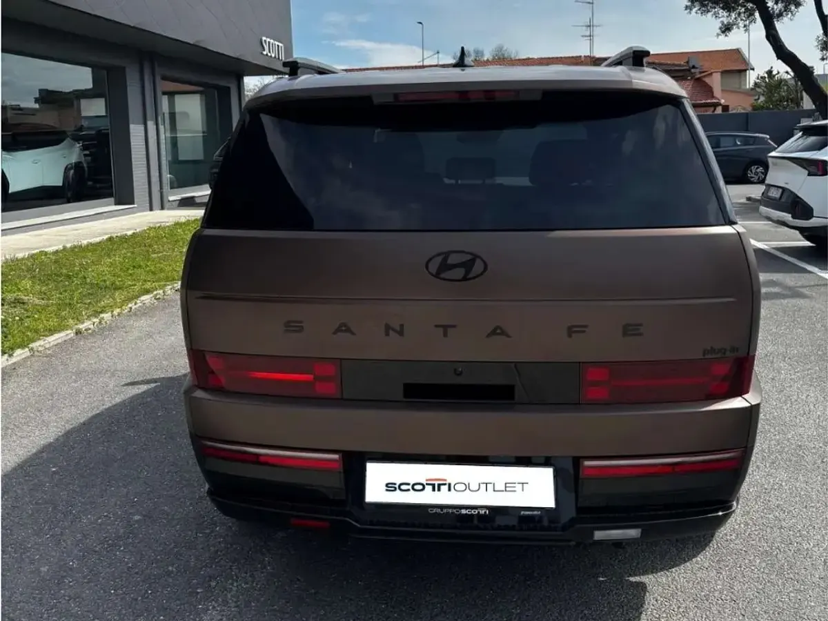 Nuova Hyundai Santa Fe 160 CV (117 kW) 2026 Earthy brass matt SUV