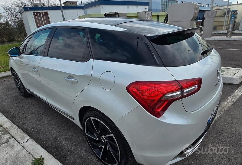 Usata Citroën DS5 So Chic 163 CV (119 kW) 2012 Bianco Utilitaria