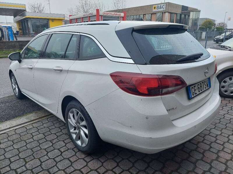 Usata Opel Astra Business 105 CV (77 kW) 2021 Bianco Station wagon