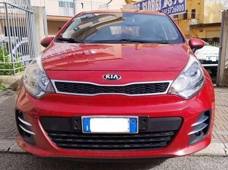 Usata Kia Rio 86 CV (63 kW) 2016 Rosso Utilitaria