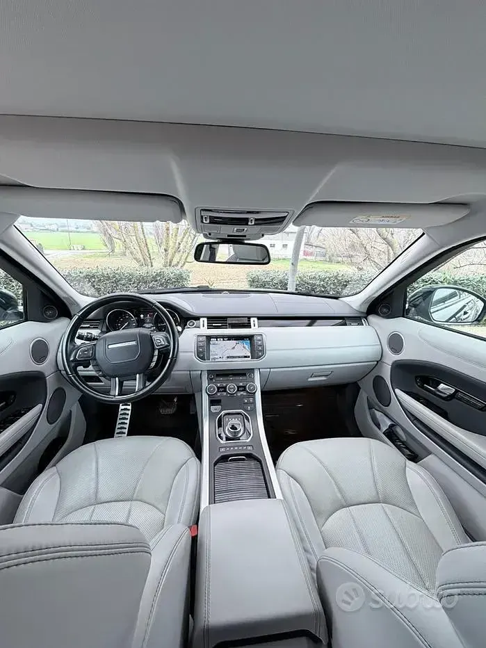 Usata Land Rover Range Rover evoque 245 CV (180 kW) 2016 Nero SUV