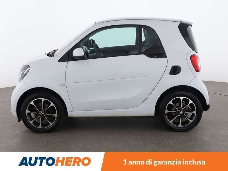 Usata Smart ForTwo Coupé 71 CV (52 kW) 2015 Bianco Utilitaria