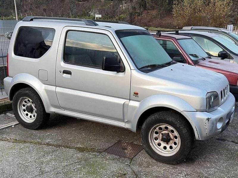 Argento Usata 2000 Suzuki Jimny SUV | 7000 € (Buon prezzo) - Immagine 1/4