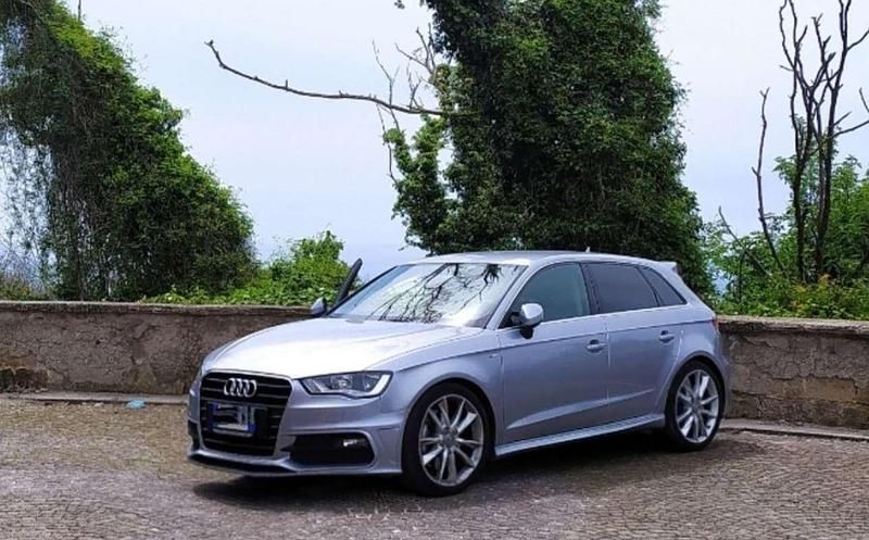 Usata Audi A3 S-Line 110 CV (80 kW) 2015 Argento Berlina