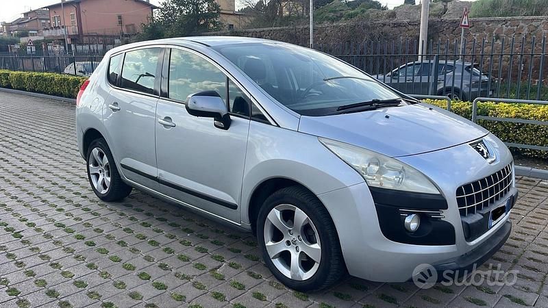 Usata Peugeot 3008 Business-Line 112 CV (82 kW) 2012 Grigio Station wagon