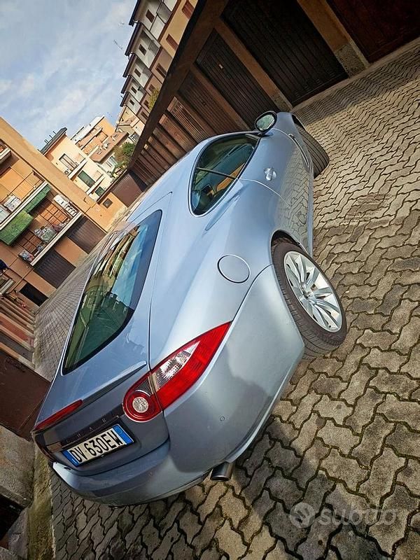 Usata Jaguar XK 256 CV (188 kW) 2009 Berlina