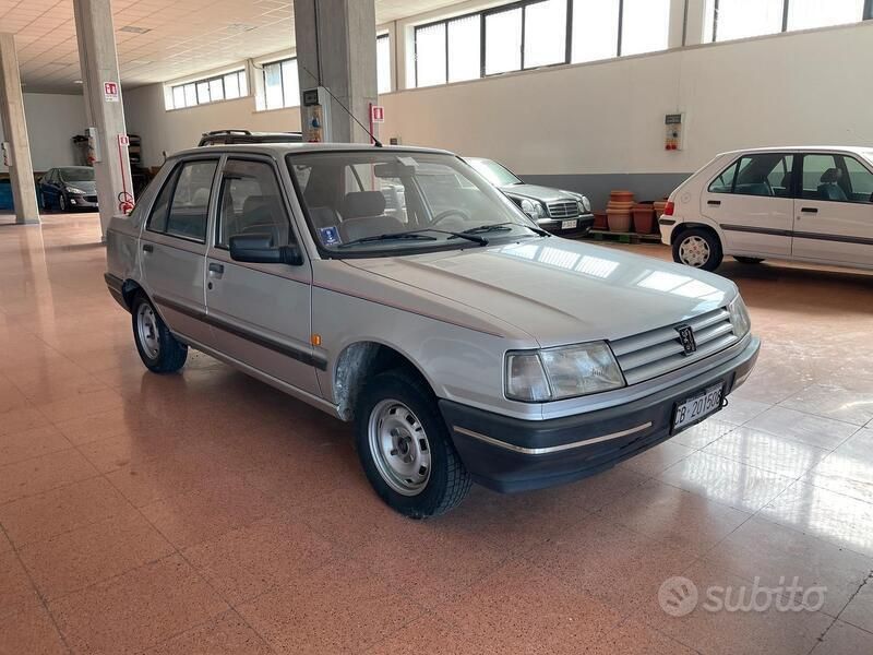 Grigio Usata 1990 Peugeot 309 Due volumi | 2900 € - Immagine 1/4
