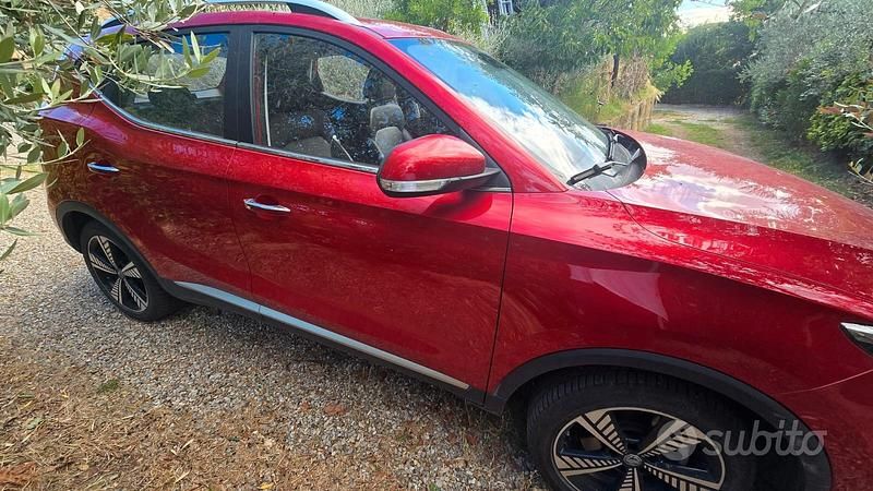 Usata MG ZS Luxury 67 kW (92 CV) 2021 Rosso SUV
