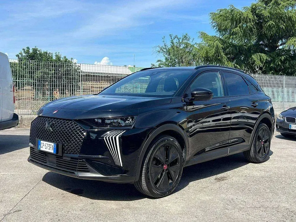 Usata DS Automobiles DS7 Crossback Performance 131 CV (96 kW) 2023 Nero SUV