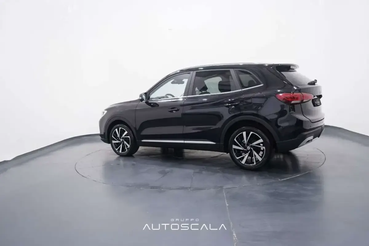 Nuova MG ZS Luxury 102 CV (75 kW) 2026 Nero SUV