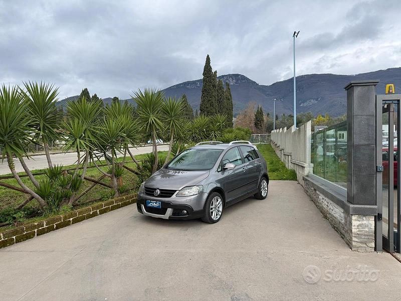 Usata VW Golf Plus Cross 104 CV (76 kW) 2008 Monovolume