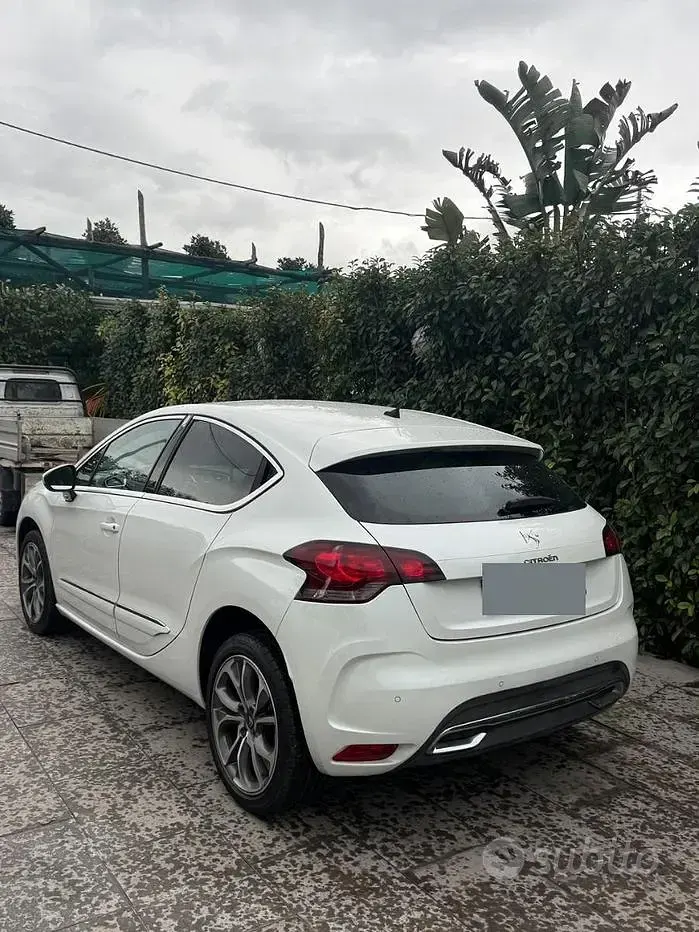 Usata DS Automobiles DS4 111 CV (81 kW) 2012 Bianco Berlina