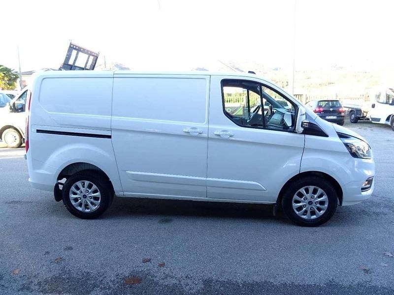 Usata Ford Transit Custom Titanium 131 CV (96 kW) 2023 Bianco Furgone
