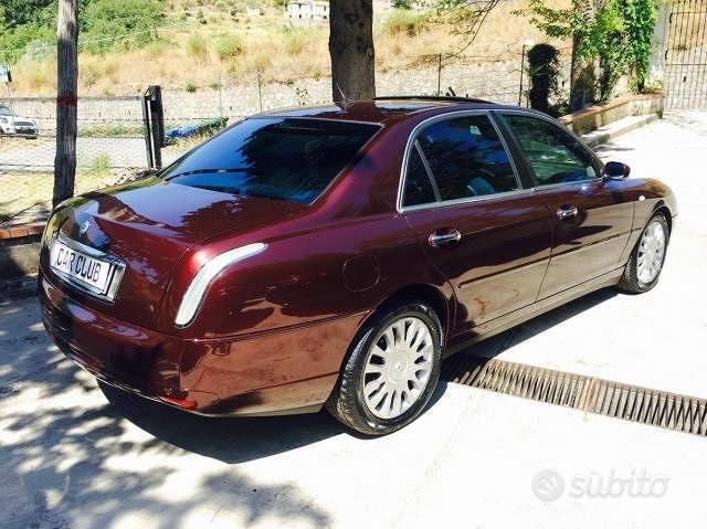 Usata Lancia Thesis 323 CV (237 kW) 2003 Bordeaux Berlina
