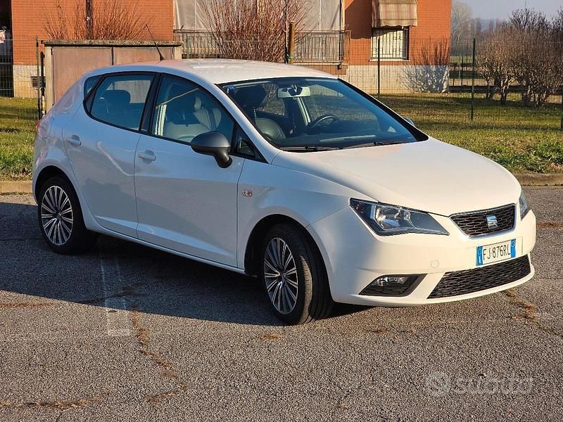 Usata Seat Ibiza CONNECT 90 CV (66 kW) 2017 Bianco Berlina