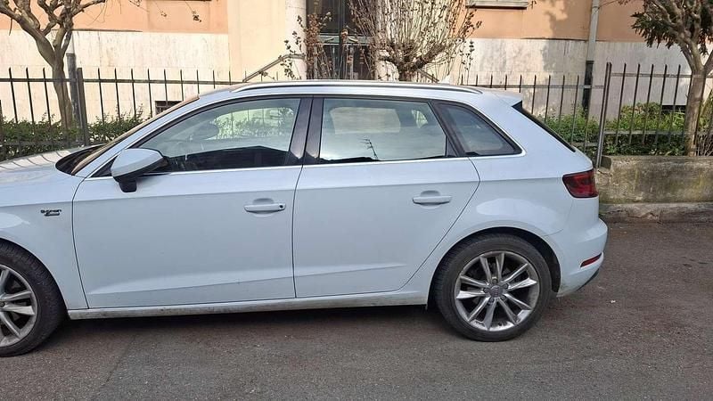 Usata Audi A3 Ambition 110 CV (80 kW) 2014 Berlina