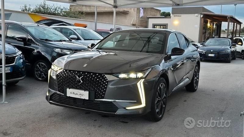 Grigio Usata 2024 DS Automobiles DS4 Opera Tre volumi | 25.400 € (Buon prezzo) - Immagine 1/3