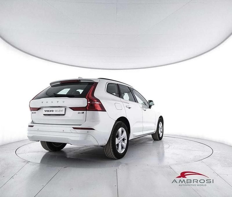 Usata Volvo XC60 Core 197 CV (144 kW) 2022 Bianco SUV