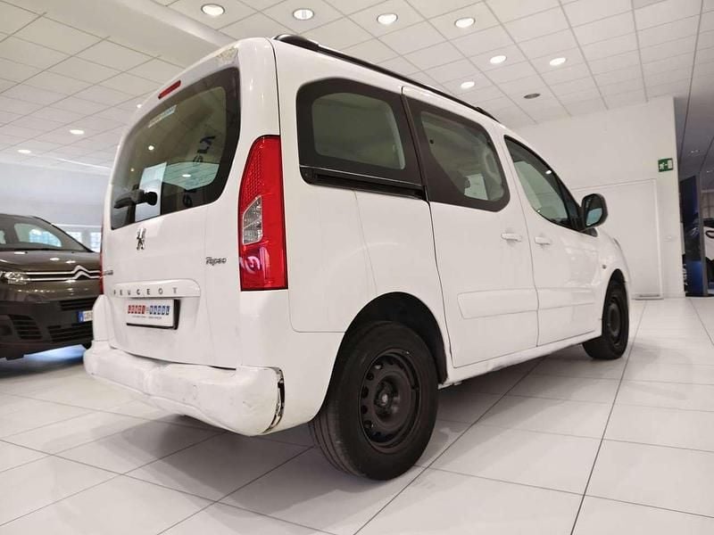 Usata Peugeot TePee Comfort 92 CV (67 kW) 2011 Bianco Furgone