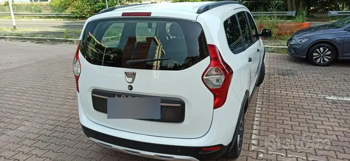 Usata Dacia Lodgy 2017 Bianco Monovolume