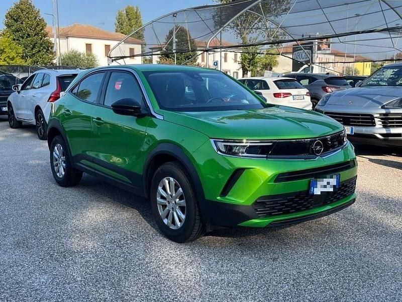 Verde metallizzato Usata 2022 Opel Mokka Edition SUV | 11.900 € (Super prezzo) - Immagine 1/4
