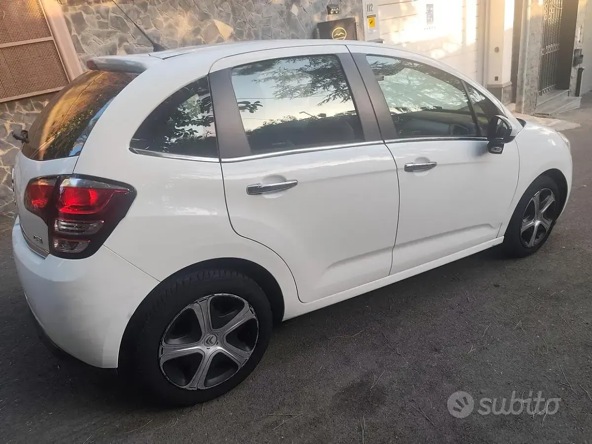 Usata Citroën C3 PureTech 82 CV (60 kW) 2016 Bianco Utilitaria