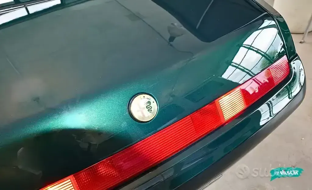 Usata Alfa Romeo Spider 150 CV (110 kW) 1996 Verde Cabrio