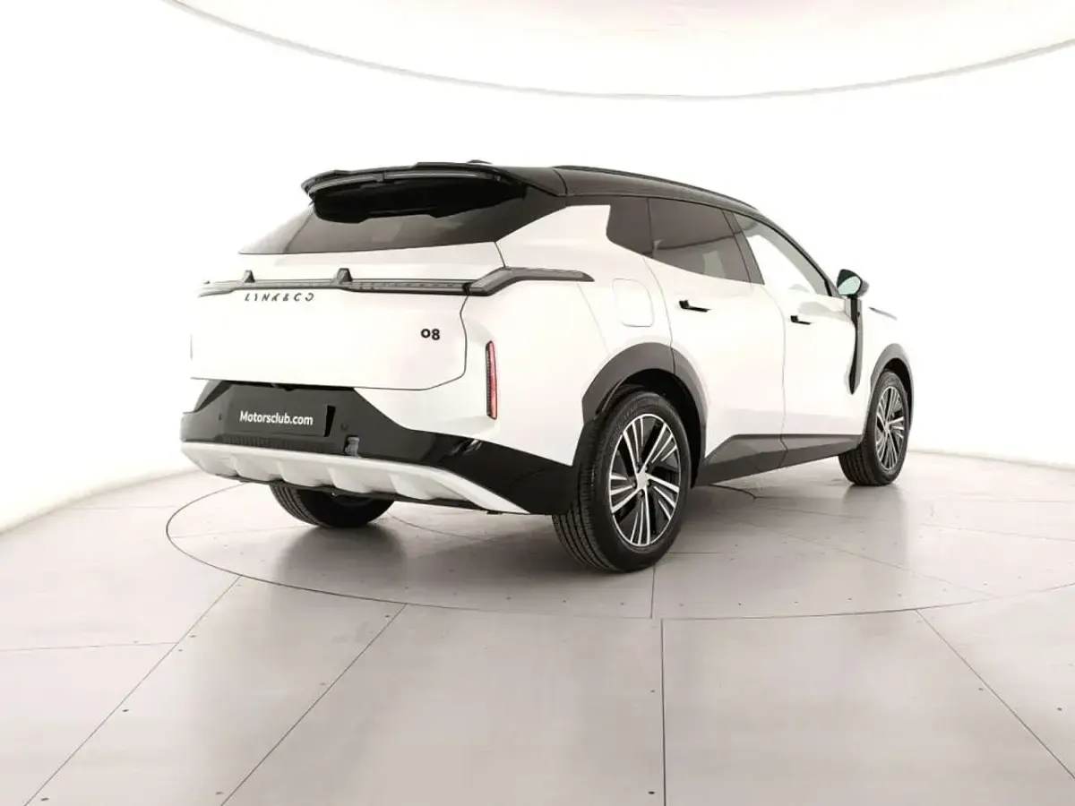 Nuova Lynk & Co 08 139 CV (102 kW) 2026 Bianco SUV