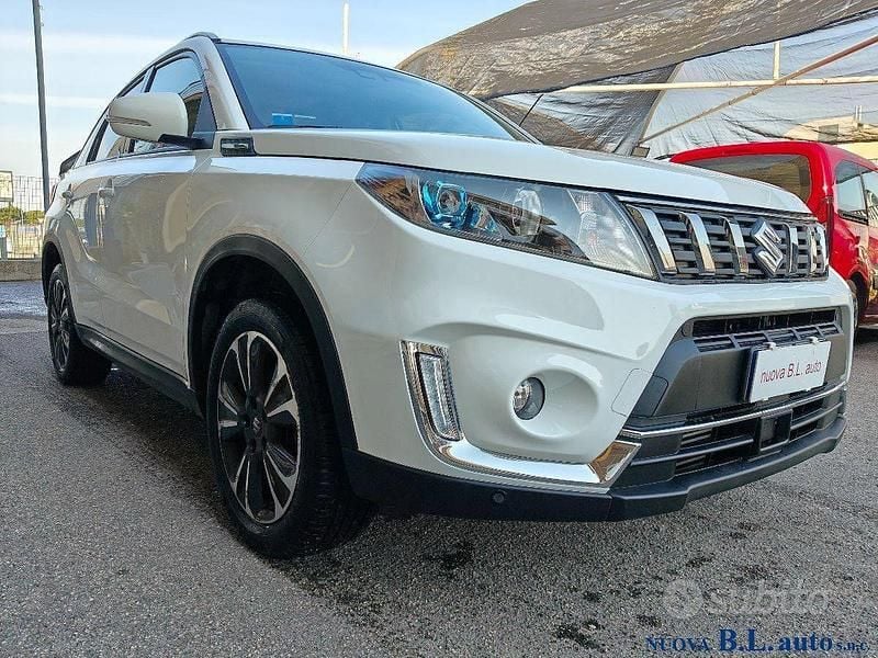 Usata Suzuki Vitara 112 CV (82 kW) 2019 Bianco SUV