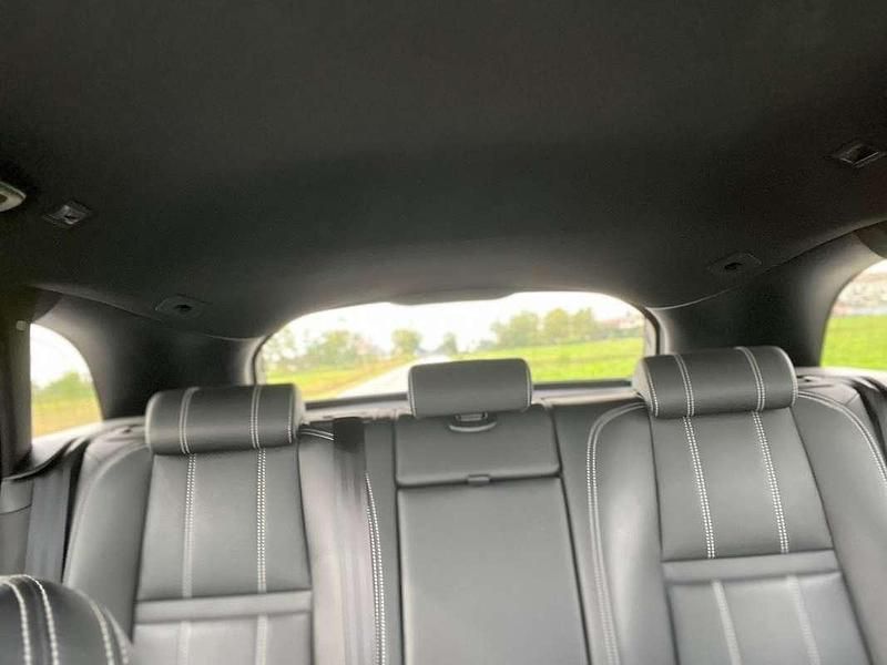 Usata Land Rover Range Rover Velar R-Dynamic 179 CV (131 kW) 2019 Nero SUV