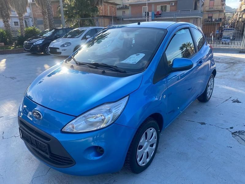 Usata Ford Ka 74 CV (54 kW) 2010 Blu Berlina