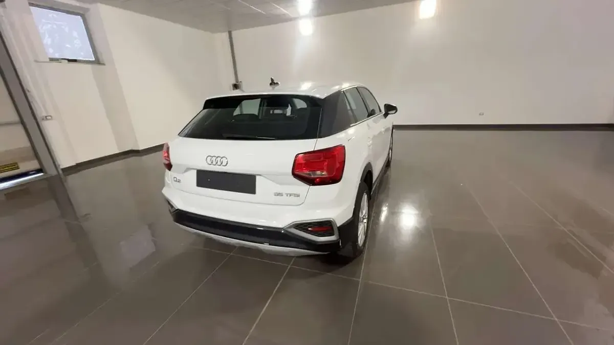 Usata Audi Q2 Advanced Plus 150 CV (110 kW) 2023 Bianco SUV