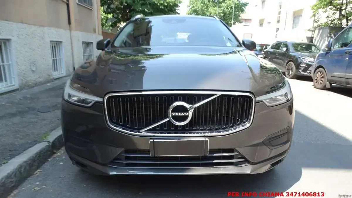 Usata Volvo XC60 Business Edition 190 CV (139 kW) 2019 Verde SUV