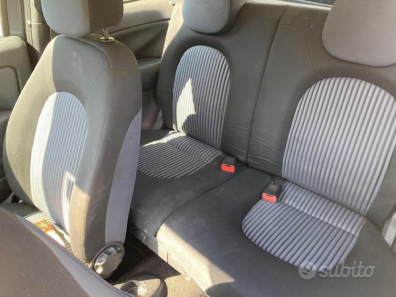 Usata Lancia Ypsilon 60 CV (44 kW) 2008 Grigio Utilitaria
