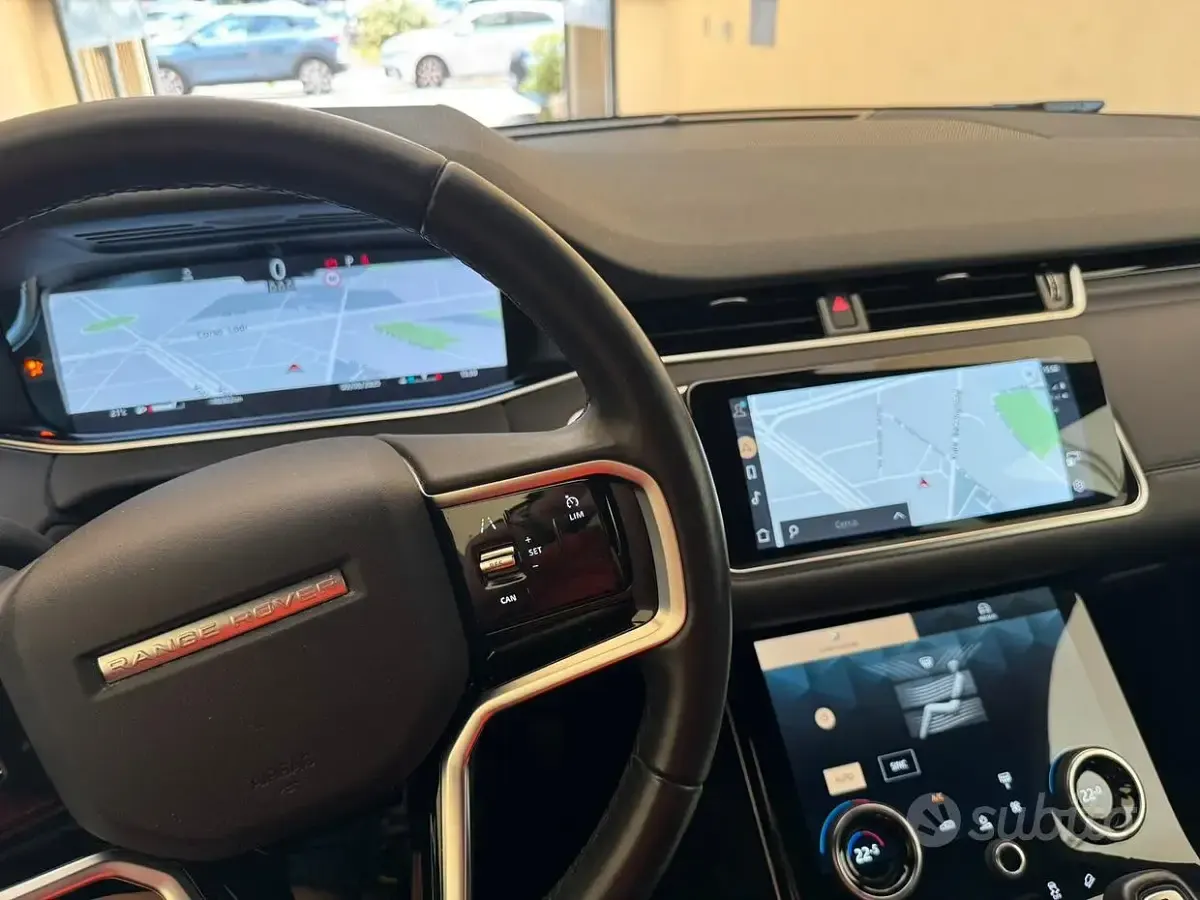 Usata Land Rover Range Rover evoque SE 150 CV (110 kW) 2021 Bianco SUV