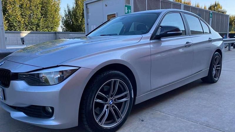 Usata BMW 318 143 CV (105 kW) 2014 Berlina