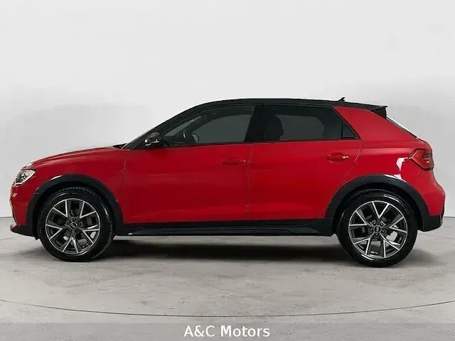 Usata Audi A1 Admired 110 CV (80 kW) 2022 Grigio SUV