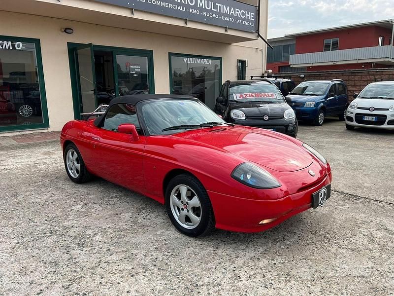 Usata Fiat Barchetta 130 CV (95 kW) 1997 Rosso Cabrio