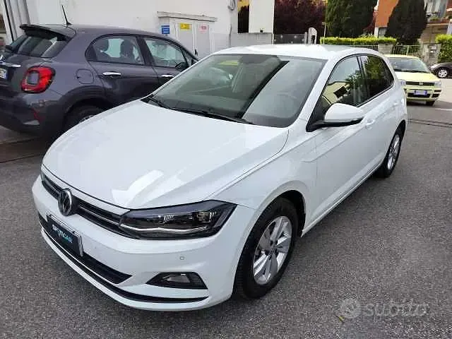 Usata VW Polo Comfortline 95 CV (69 kW) 2019 Bianco Utilitaria