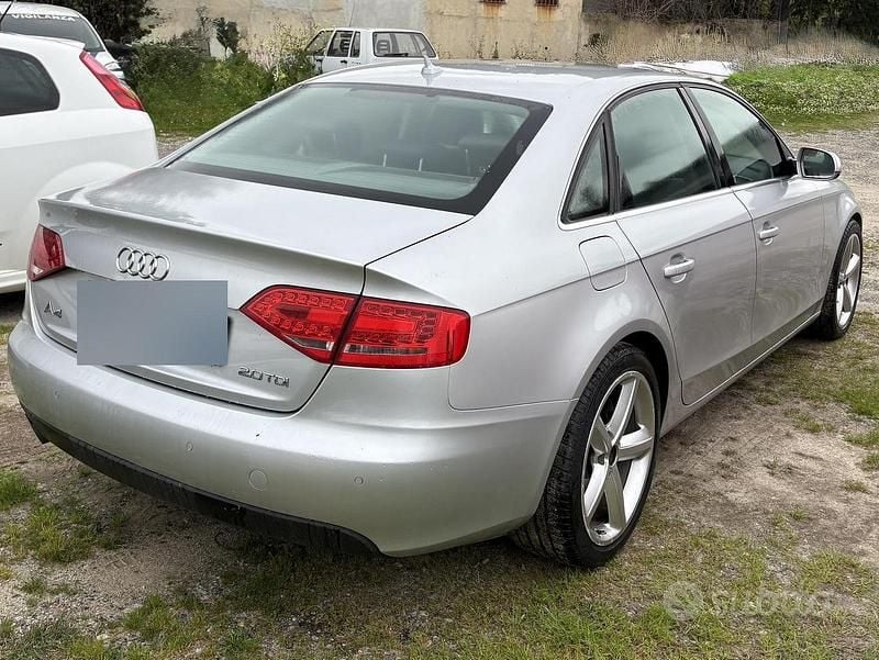 Usata Audi A4 Comfort 143 CV (105 kW) 2011 Grigio Berlina