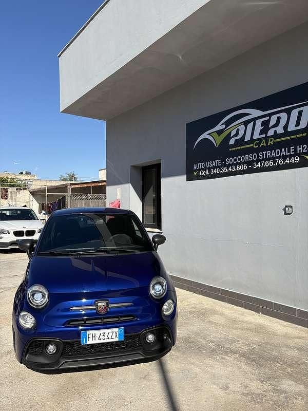 Usata Abarth 595 Competizione 179 CV (131 kW) 2017 Blu/azzurro Berlina