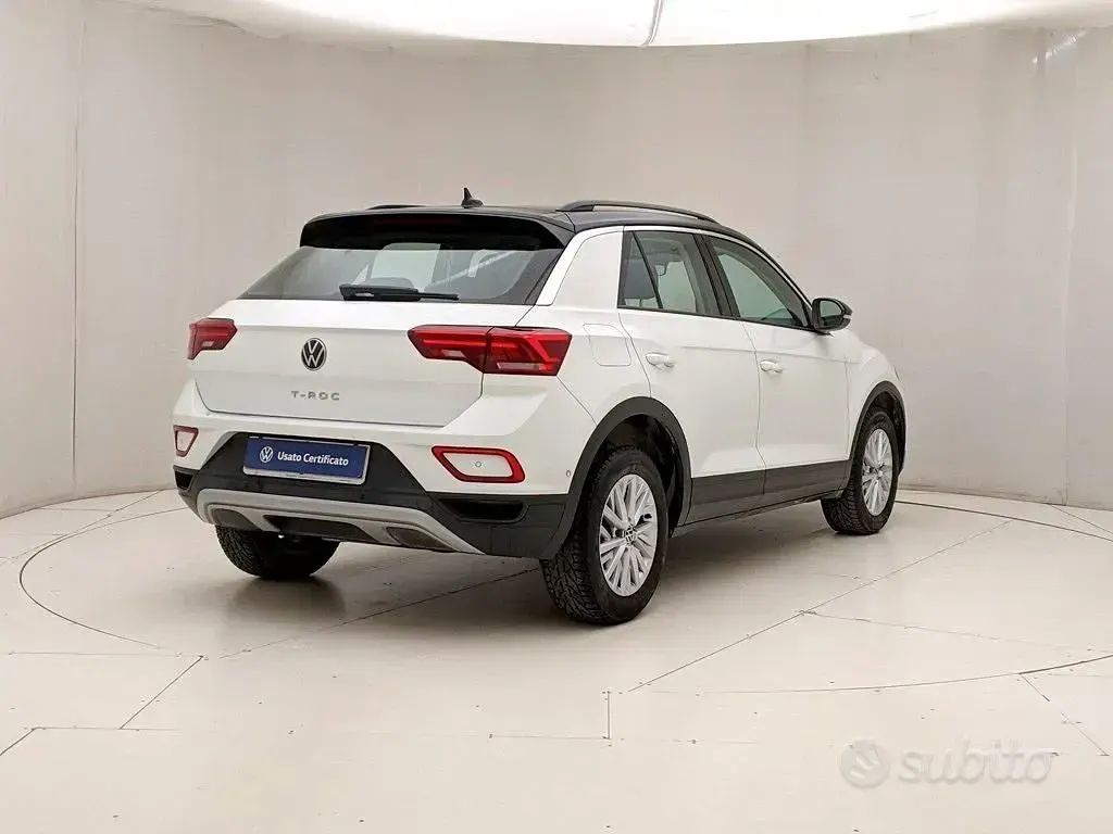 Usata VW T-Roc Style 116 CV (85 kW) 2023 Bianco SUV