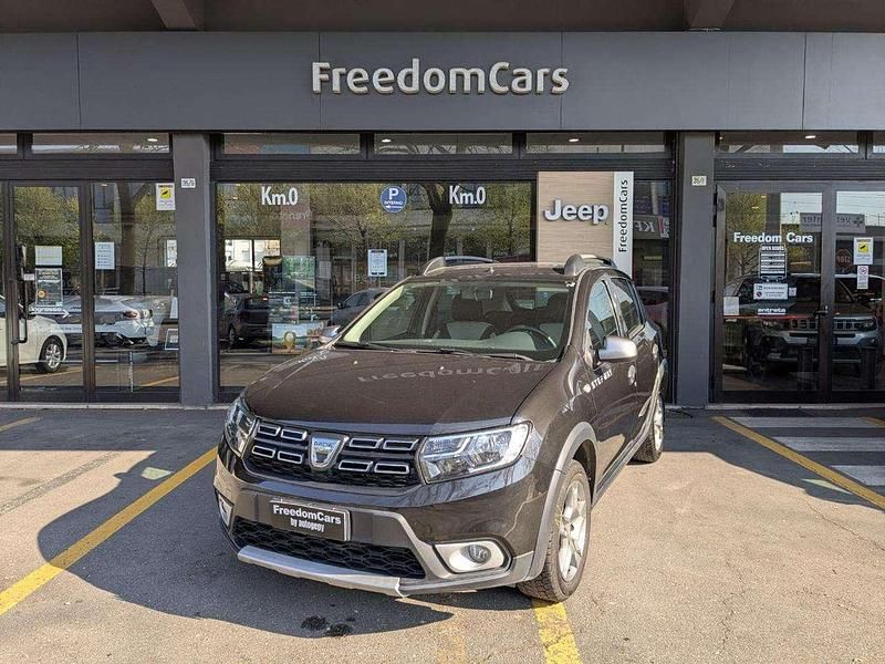 Brugt Dacia Sandero Stepway 90 HK (66 kW) 2017 Sort Sedan
