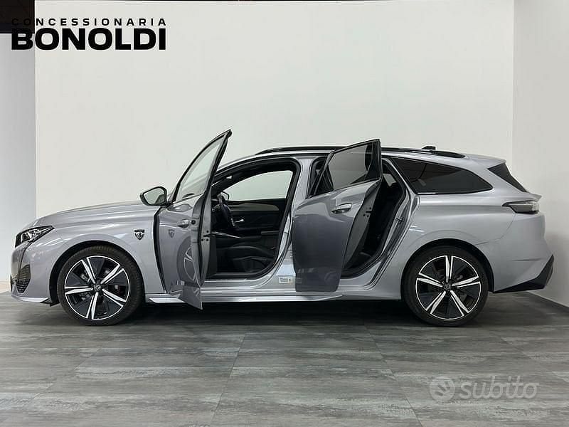 Usata Peugeot 308 GT 131 CV (96 kW) 2024 Grigio Station wagon