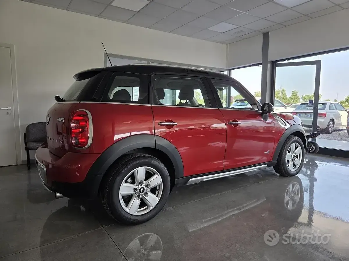 Usata Mini Cooper Countryman 122 CV (89 kW) 2015 Rosso SUV