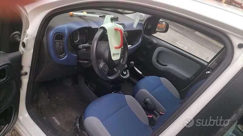 Usata Fiat Panda Lounge 86 CV (63 kW) 2016 Bianco Utilitaria