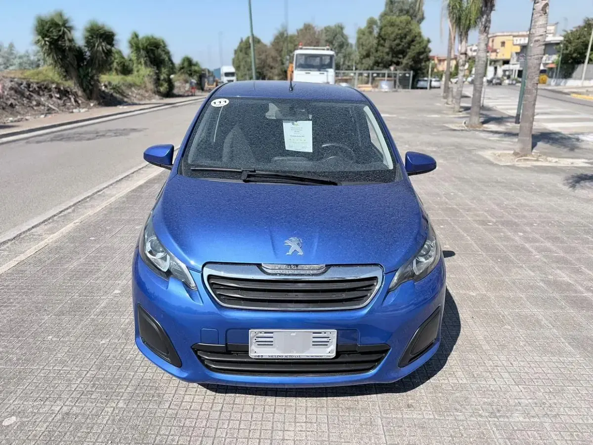 Usata Peugeot 108 Allure 72 CV (52 kW) 2023 Bluazzurro Berlina