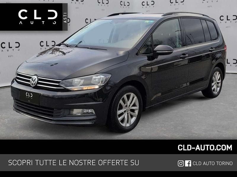 Black sport Usata 2017 VW Touran Comfortline Monovolume | 15.800 € (Ottimo prezzo) - Immagine 1/4