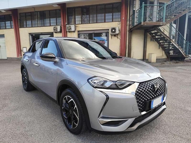 Grigio Usata 2021 DS Automobiles DS3 Crossback So Chic SUV | 14.900 € (Ottimo prezzo) - Immagine 1/4